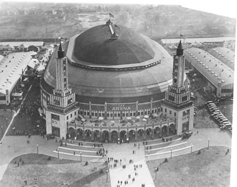 The St. Louis Arena Remembered - The Hockey Writers - St Louis Blues ...