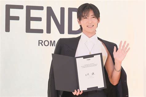 Snow Man・目黒蓮、日本人男性で初の『fendi』ジャパンブランドアンバサダーに就任 ライブドアニュース