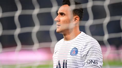 Mercato PSG Keylor Navas menacé par un autre gardien XXL