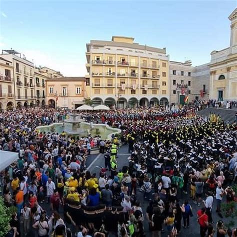 Il Portico Cava De Tirreni Disfida Dei Trombonieri In Programma