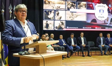 João Azevêdo participa de aula inaugural da segunda turma de aprovados