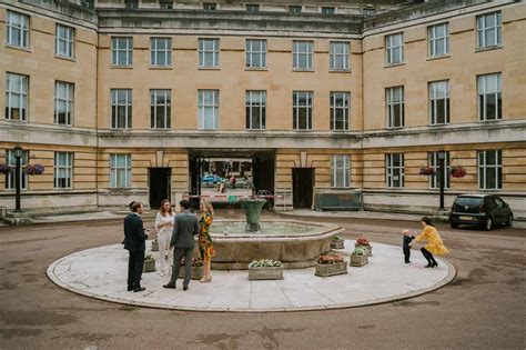 A Wandsworth Town Hall Wedding - Micaela Karina Photography