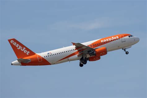 Oe Ijo Airbus A Easyjet Europe Lfll Lyon St Flickr