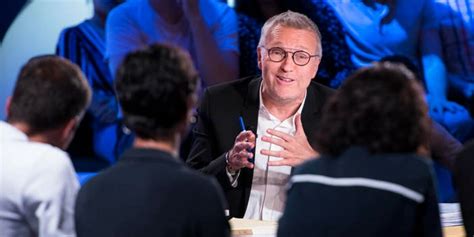 Un Ancien Chroniqueur Embl Matique De Laurent Ruquier Se Pr Sente Aux