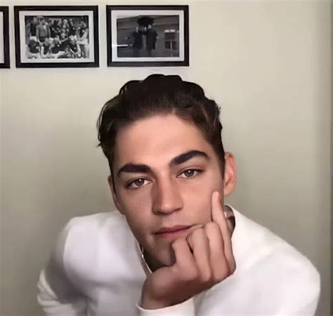 Hero Fiennes Tiffin Hot Hero Hero Daddy Hero