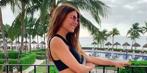 Majo Martino Le Dio C Tedra Al Verano Con Una Bikini De Taparrabos La