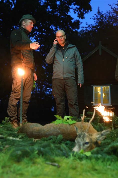 Grüner Jäger Umweltminister Tobias Goldschmidt Auf Der Pirsch Shz