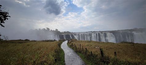 Visions of Victoria Falls : Zimbabwe | Visions of Travel