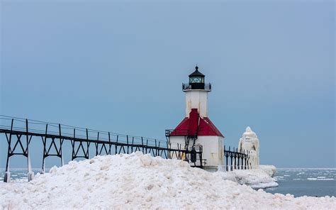 St Joseph North Pier Lighthouse Photograph By Joe Holley