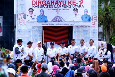 Peringati HUT Ke 77 Kabupaten Lampung Utara Jalan Sehat Hingga Donor