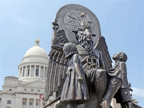 Tennessee Elementary Schools Satan Club Draws Protesters Ottawa Citizen