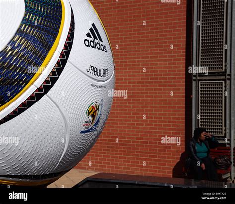 Weltcup jabulani ball Fotos und Bildmaterial in hoher Auflösung Alamy