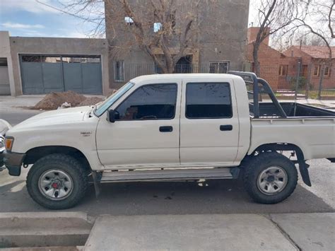 Toyota Hilux Modelo 2001 Comprá en San Juan