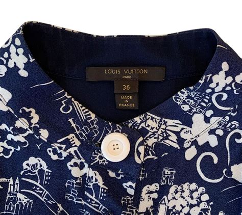 Louis Vuitton Paris Monuments Navy Silk Print Blouse At 1stdibs Louis Vuitton Silk Blouse