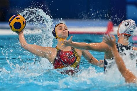 La selección femenina de waterpolo se mete otra vez en la final