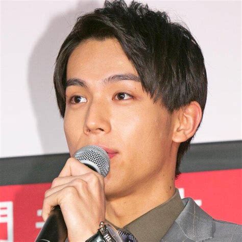 中川大志、髪をバッサリ！イメチェン姿公開でファン悶絶「イケメン増し増し」「かっこよすぎて涙出た」 Webザテレビジョン