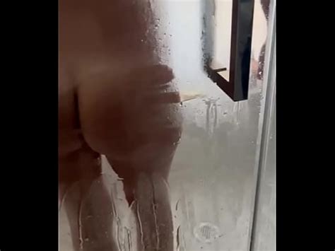 Lola En La Ducha Lola In The Shower Xvideos