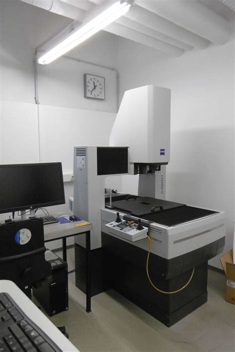 Coordinate Measuring Machine Zeiss Inspect Used Buy P