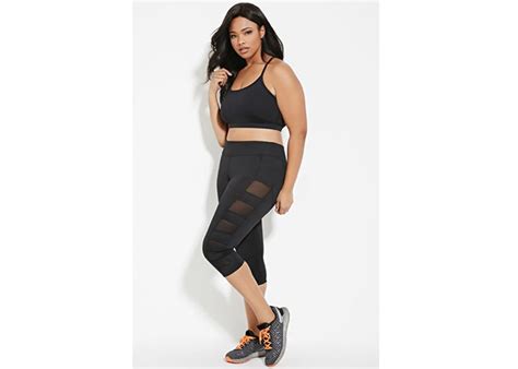 Forever 21 lança linha plus size de roupas de ginástica Harper s