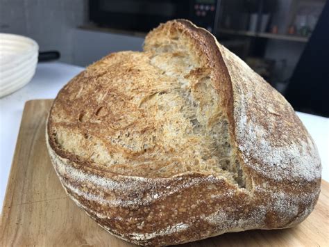 Pane Fatto In Casa Video Ricetta Con Lievito Di Birra O Madre Garage