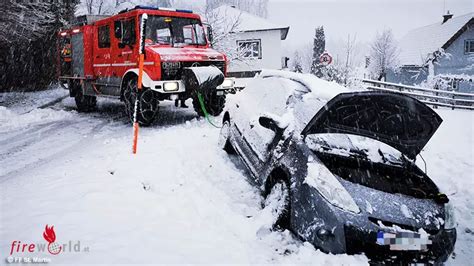 Stmk Schneefall Am Sorgt F R Eins Tze Im Bereich