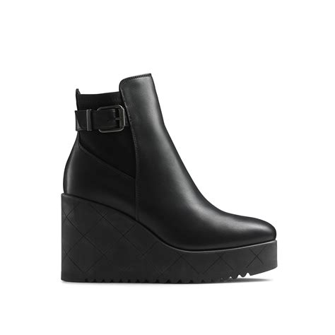 Russell & Bromley Womens : Russell & Bromley Sale, Up To 70% Off.