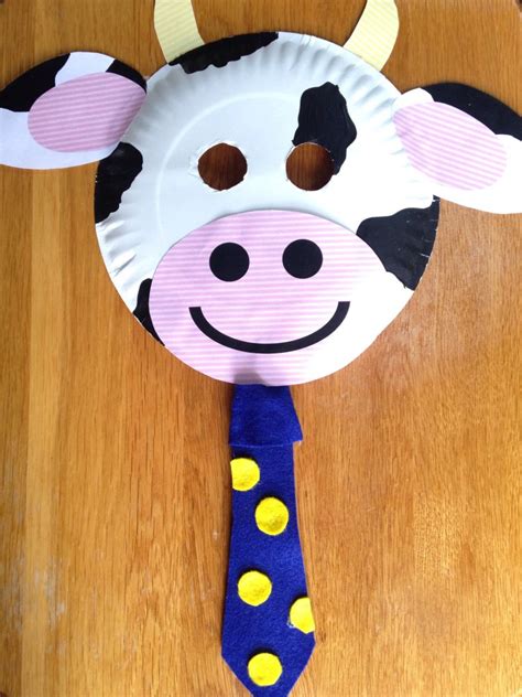 Chick-fil-A Cow Day { Paper Plate Cow Masks With Free Printables ...