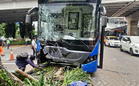 Transjakarta Sering Kecelakaan Heru Budi Dorong Ada Standar Yang Jelas