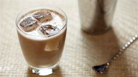 White Russian Cocktail Recipe with Baileys | Baileys US