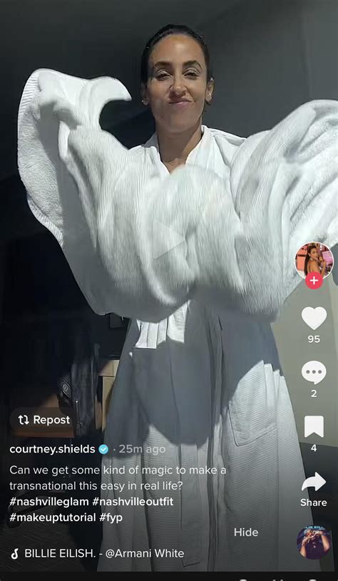 Her latest tiktok “Transnational” : r/CourtneyShieldsSnarks