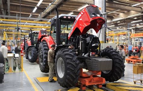 Empresas Do Grupo Agco Anunciam Investimentos De Cerca De R Bi No