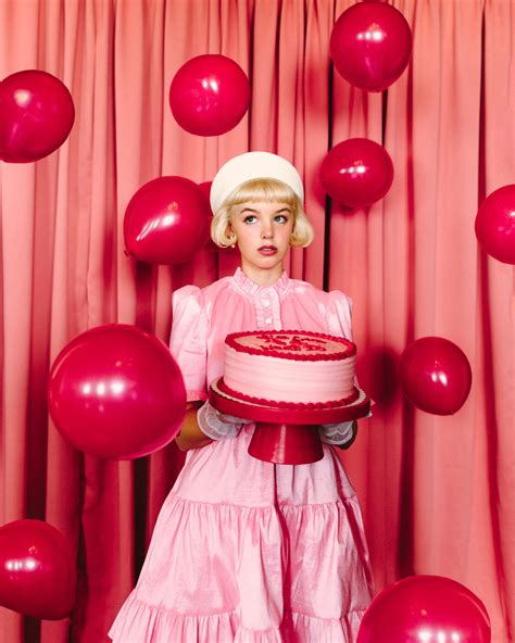 Vintage Birthday Party Editorial Shoot – Colorpop 2022 | Showit Blog