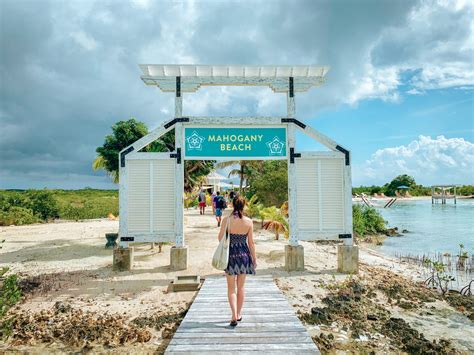 A PERFECT DAY AT MAHOGANY BAY (BELIZE) - Smilkos Lens