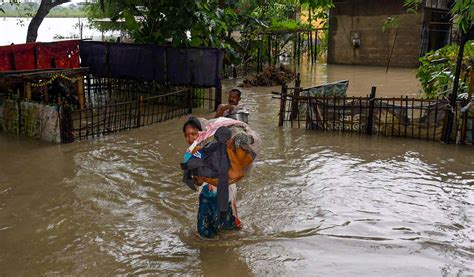 5 Lakh People Hit One Dead As Flood Situation In Assam Worsens