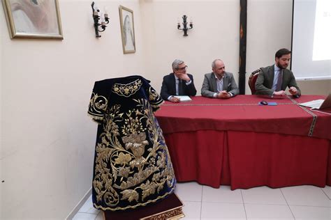 Saya De Terciopelo Azul Para La Virgen Del Mayor Dolor En Su Soledad De