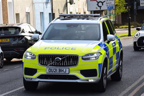 OU21 BHJ Thames Valley Police Volvo XC90 B6 AWD Traffic Ca Flickr