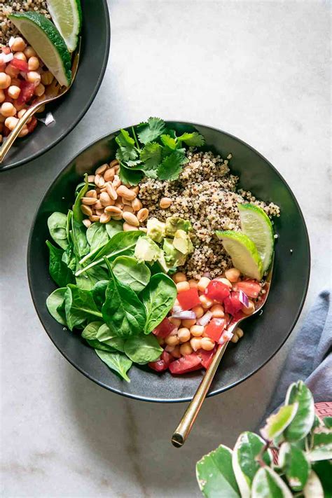 Spicy Peanut Quinoa Bowl Minute Vegan Gluten Free Grain Bowl