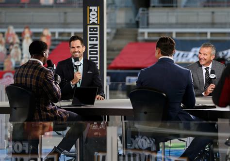 Reggie Bush Matt Leinart Explain How USC Football Gets Back On Top