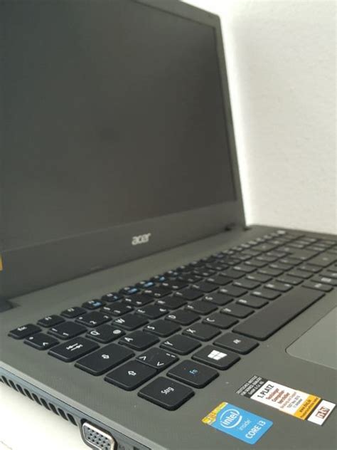Laptop Acer Aspire E15