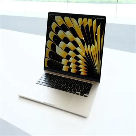 10499元起，苹果15英寸macbook Air笔记本上手 阁鲤百科