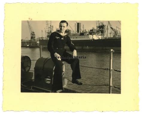 Orig Foto Matrose B Schiff Boot Im Hafen In Holland Rotterdam