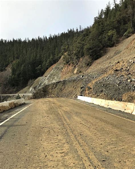 UPDATE: Stretch of Highway 96 remains closed following large slide | KRCR