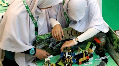 Kemenag Gelar Kompetisi Robotik Madrasah Ke 8 Di GOR UNY