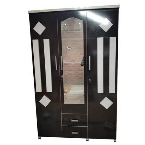 Doors Modular Three Door Wooden Almirah With Locker At Rs