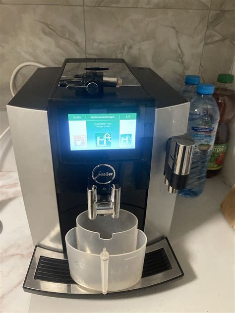 Jura S8 Moonlight Silver Modell 2018 Kaffeevollautomat Kaffeemaschine