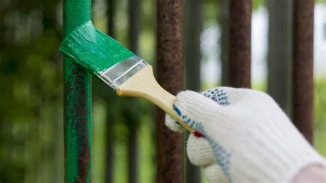 Cómo pintar verjas de hierro correctamente paso a paso