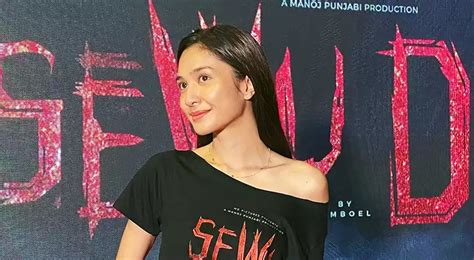 4 Fakta Menarik Dibalik Film Sewu Dino Mikha Tambayong Belajar Bahasa