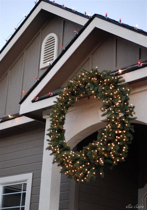 How To Hang A Giant Outdoor Christmas Wreath Ella Claire