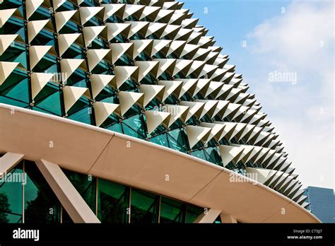 esplanade concert hall in singapore Stock Photo - Alamy