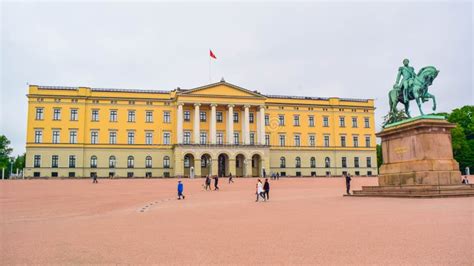 The Royal Palace. Oslo, Norway Editorial Photography - Image of facade ...